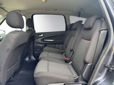 Ford S-MAX Gebrauchtwagen