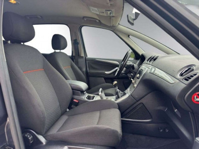 Ford S-MAX Gebrauchtwagen