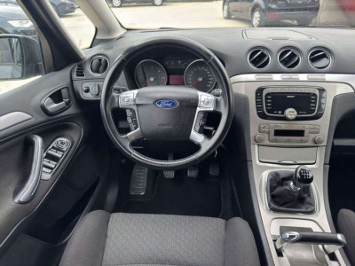 Ford S-MAX Gebrauchtwagen