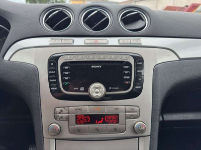 Ford S-MAX Gebrauchtwagen