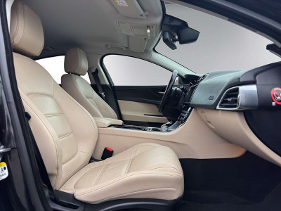 Jaguar XE Gebrauchtwagen