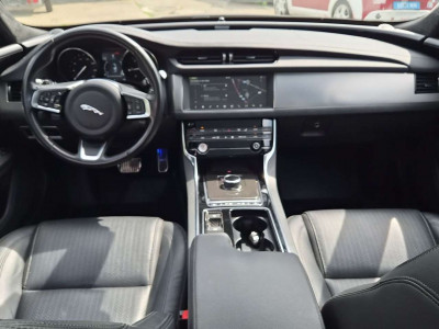 Jaguar XF Gebrauchtwagen Jaguar XF Gebrauchtwagen