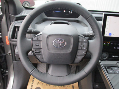Toyota bZ4X Vorführwagen