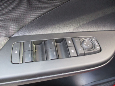 Toyota C-HR Gebrauchtwagen Toyota C-HR Gebrauchtwagen