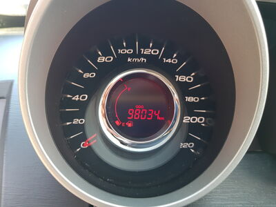 Mahindra XUV 500 Gebrauchtwagen Mahindra XUV 500 Gebrauchtwagen