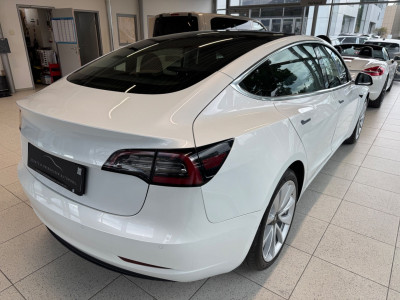 Tesla Model 3 Gebrauchtwagen