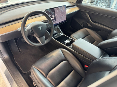 Tesla Model 3 Gebrauchtwagen