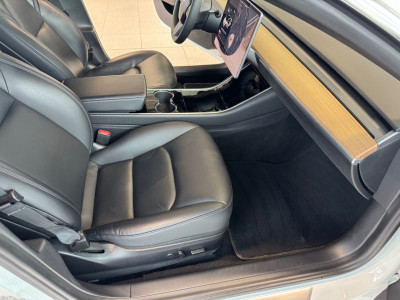 Tesla Model 3 Gebrauchtwagen