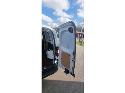 Ford Transit Courier Gebrauchtwagen Ford Transit Courier Gebrauchtwagen
