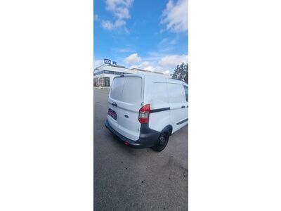 Ford Transit Courier Gebrauchtwagen Ford Transit Courier Gebrauchtwagen