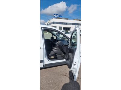 Ford Transit Courier Gebrauchtwagen Ford Transit Courier Gebrauchtwagen