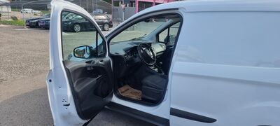 Ford Transit Courier Gebrauchtwagen Ford Transit Courier Gebrauchtwagen
