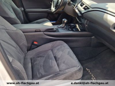 Lexus UX Gebrauchtwagen Lexus UX Gebrauchtwagen