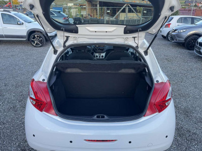 Peugeot 208 Gebrauchtwagen