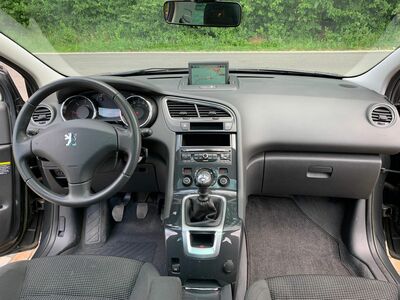 Peugeot 5008 Gebrauchtwagen