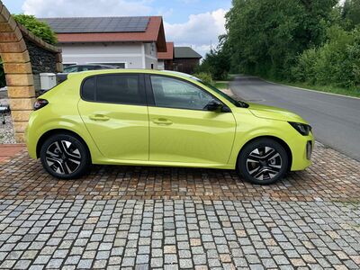 Peugeot 208 Tageszulassung