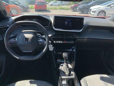 Peugeot 2008 Jahreswagen Peugeot 2008 Jahreswagen