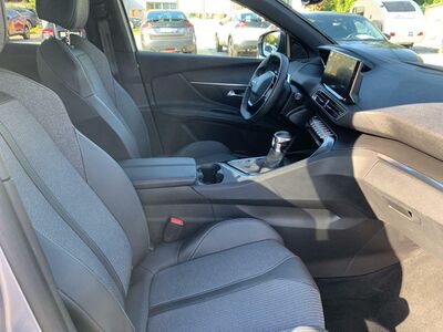 Peugeot 3008 Jahreswagen Peugeot 3008 Jahreswagen