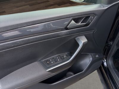 VW T-Roc Gebrauchtwagen VW T-Roc Gebrauchtwagen