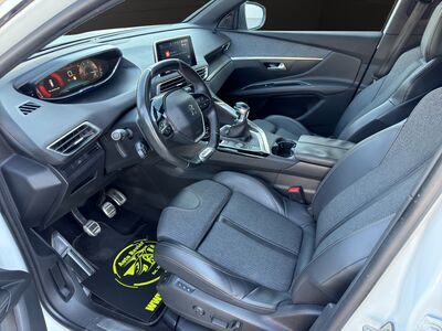Peugeot 5008 Gebrauchtwagen