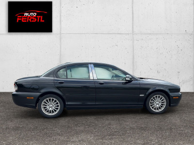 Jaguar X-Type Gebrauchtwagen