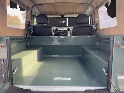 Land Rover Defender Gebrauchtwagen