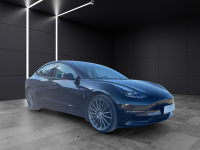 Tesla Model 3 Gebrauchtwagen