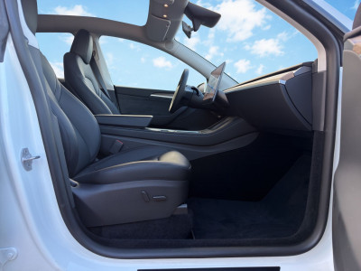 Tesla Model Y Gebrauchtwagen