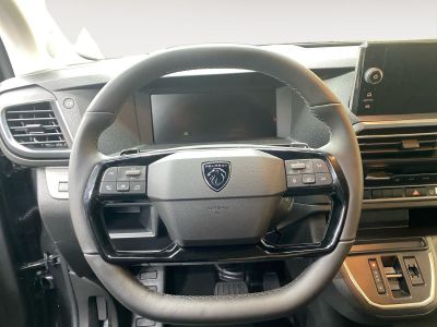 Peugeot Traveller Vorführwagen