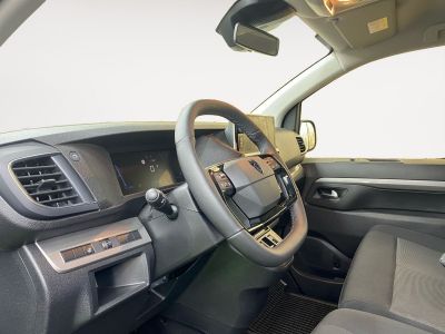 Peugeot Traveller Vorführwagen