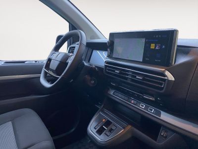 Peugeot Traveller Vorführwagen