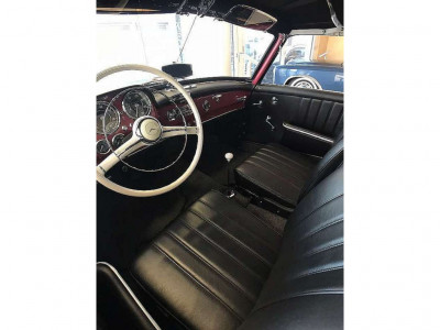 Mercedes-Benz 190 Oldtimer Mercedes-Benz 190 Oldtimer