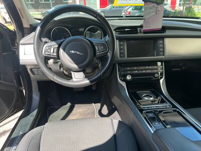 Jaguar XF Gebrauchtwagen