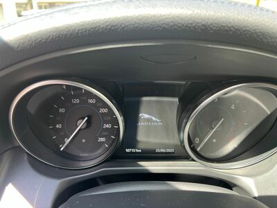 Jaguar XF Gebrauchtwagen