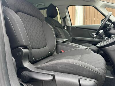 Renault Scénic Gebrauchtwagen