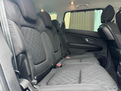 Renault Scénic Gebrauchtwagen