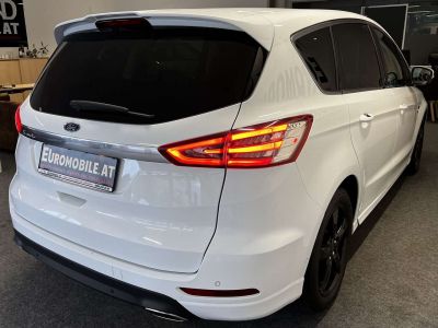 Ford S-MAX Gebrauchtwagen