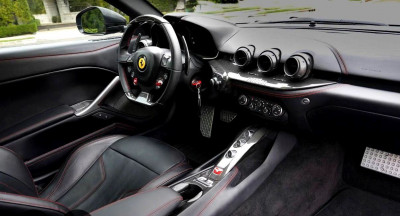Ferrari F12 Berlinetta Gebrauchtwagen Ferrari F12 Berlinetta Gebrauchtwagen