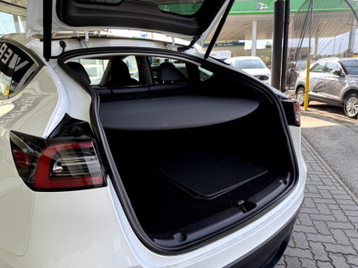 Tesla Model Y Gebrauchtwagen Tesla Model Y Gebrauchtwagen