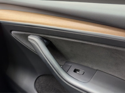 Tesla Model Y Gebrauchtwagen Tesla Model Y Gebrauchtwagen