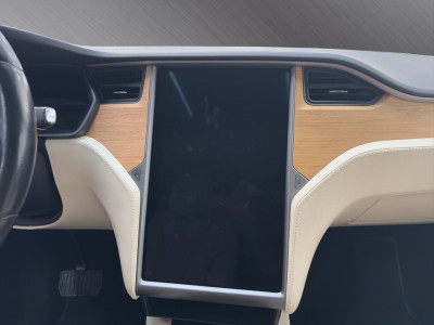 Tesla Model X Gebrauchtwagen Tesla Model X Gebrauchtwagen
