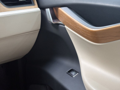 Tesla Model X Gebrauchtwagen Tesla Model X Gebrauchtwagen