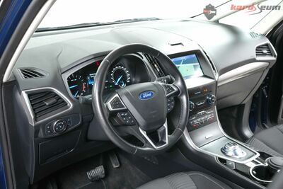 Ford S-MAX Gebrauchtwagen