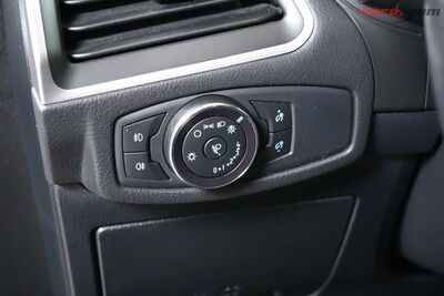 Ford S-MAX Gebrauchtwagen