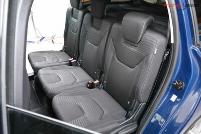 Ford S-MAX Gebrauchtwagen