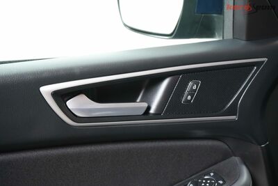 Ford S-MAX Gebrauchtwagen