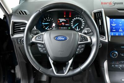 Ford S-MAX Gebrauchtwagen