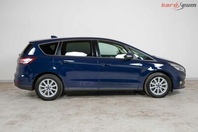 Ford S-MAX Gebrauchtwagen