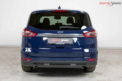 Ford S-MAX Gebrauchtwagen
