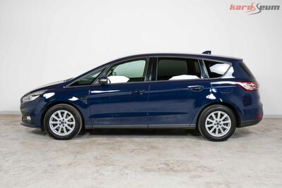 Ford S-MAX Gebrauchtwagen